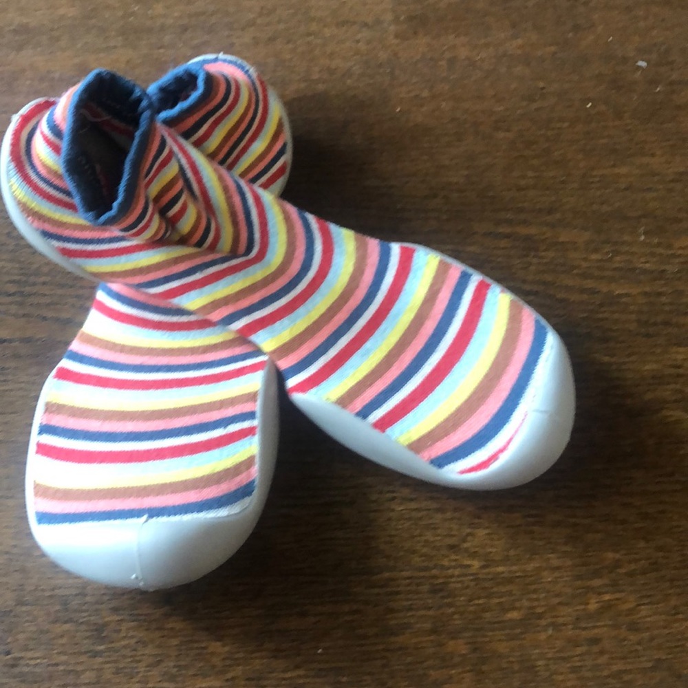 Slippers - Picture 4 of 4